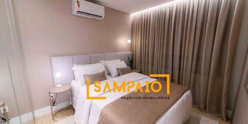 Area (8)