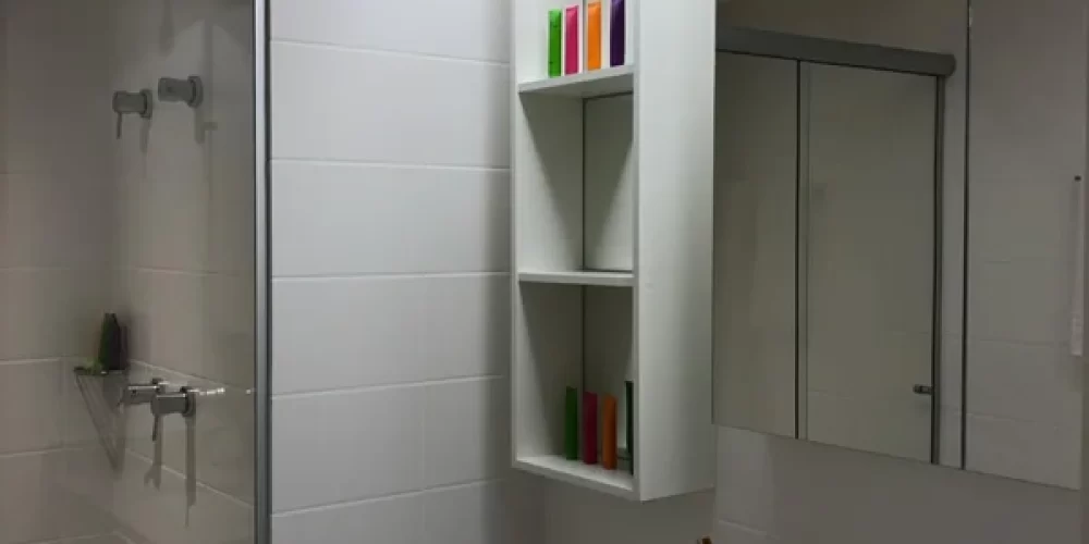 fa4b5a3f5f8faf275c6e94f1c24a3183